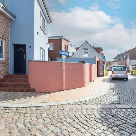 Fischers Huus Holiday home Husum (Schleswig-Holstein)